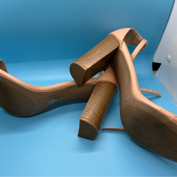 Lulus heels - Picture 3 of 3